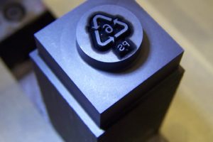 Electrode engraved for Scotch tape dispenser mold